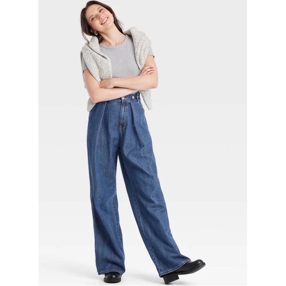 Universal Thread Women's High-Rise Two Way Denim Trousers Dark Wash